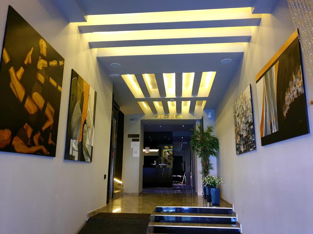 International Palace Veles Luaran gambar