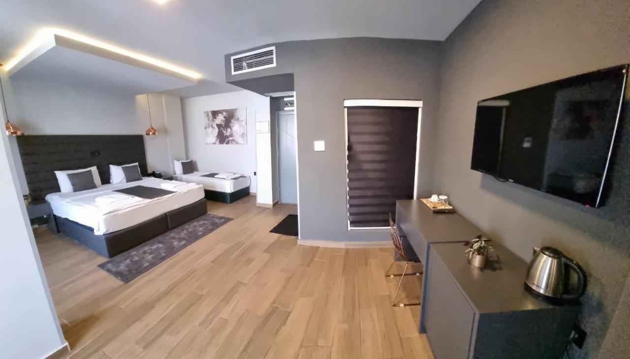 International Palace Veles Luaran gambar