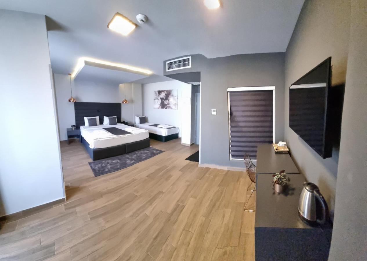 International Palace Veles Luaran gambar