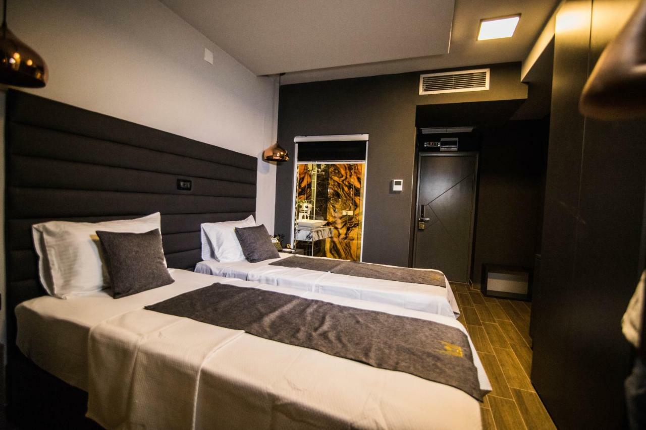 International Palace Veles Luaran gambar