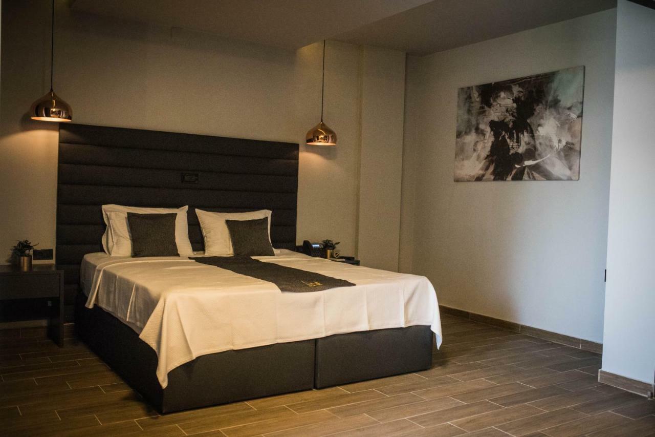 International Palace Veles Luaran gambar